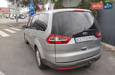Минивэн Ford Galaxy 2009 в 