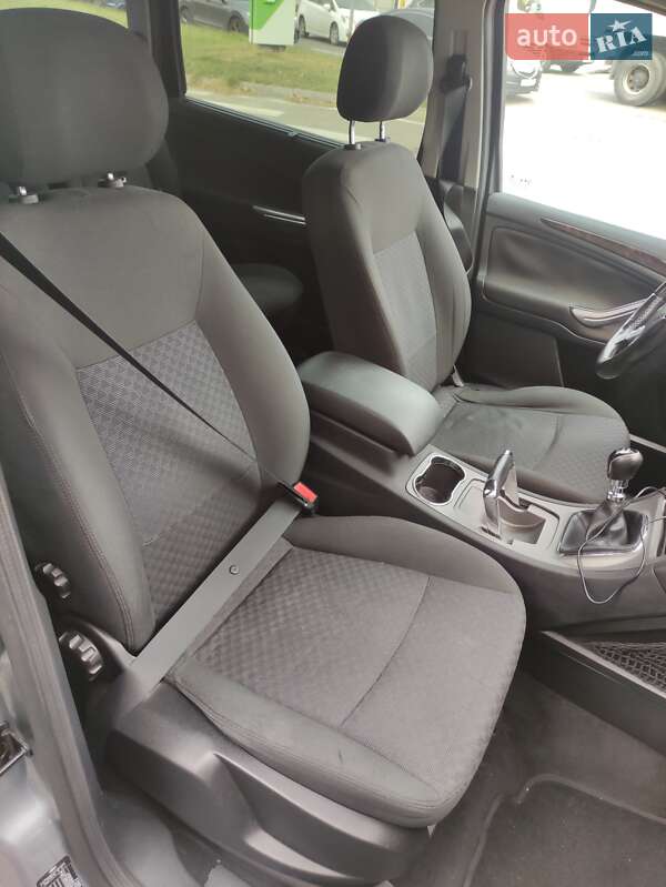 Мінівен Ford Galaxy 2009 в Києві