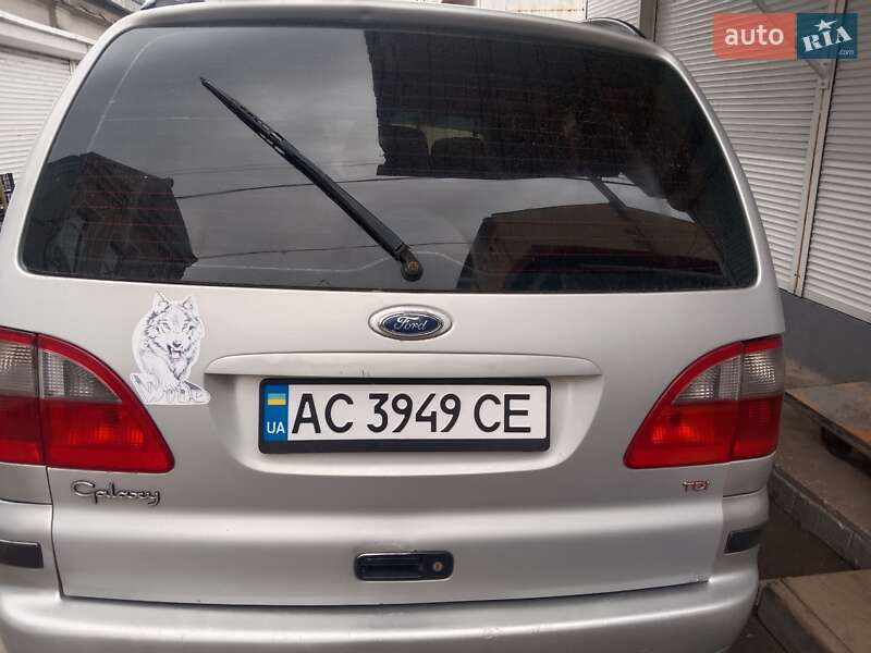 Минивэн Ford Galaxy 2000 в Владимире