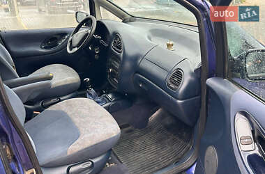 Минивэн Ford Galaxy 2000 в 