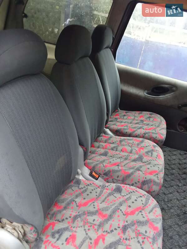 Минивэн Ford Galaxy 1996 в Татарбунарах