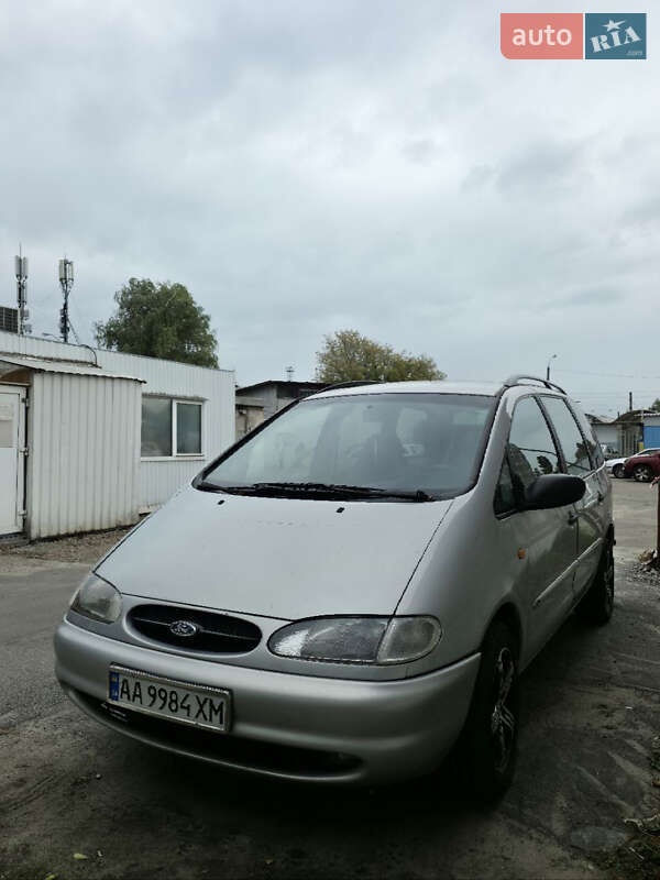 Мінівен Ford Galaxy 1998 в Києві