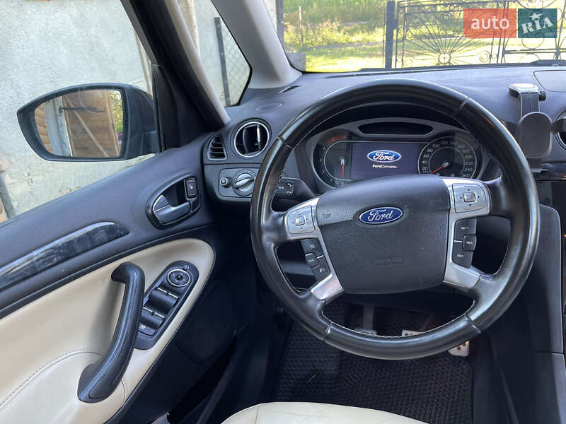 Минивэн Ford Galaxy 2010 в Долине фото 11 Минивэн Ford Galaxy 2010 в Долине