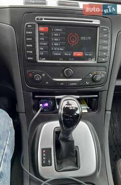 Минивэн Ford Galaxy 2013 в 