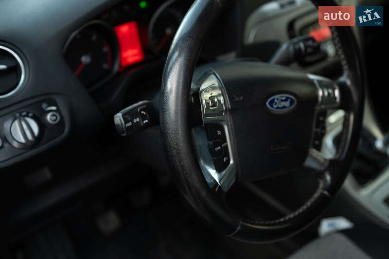 Минивэн Ford Galaxy 2011 в Ивано-Франковске фото 15 Минивэн Ford Galaxy 2011 в Ивано-Франковске