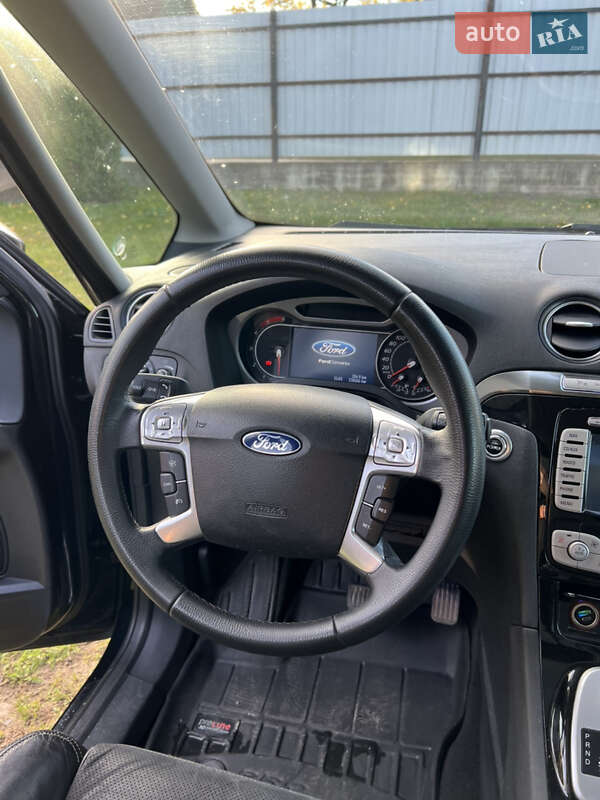 Мінівен Ford Galaxy 2010 в Сарнах