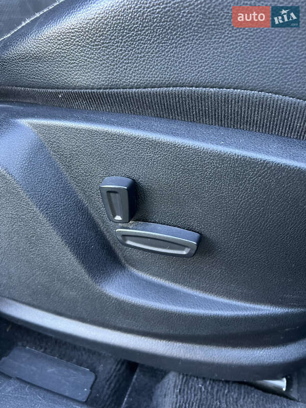 Мінівен Ford Galaxy 2010 в Сарнах