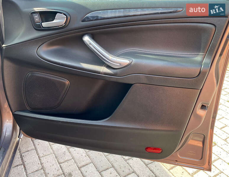 Минивэн Ford Galaxy 2013 в Ровно фото 32 Минивэн Ford Galaxy 2013 в Ровно