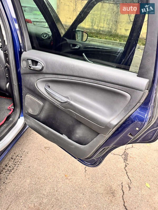 Мінівен Ford Galaxy 2010 в Києві фото 14 Мінівен Ford Galaxy 2010 в Києві