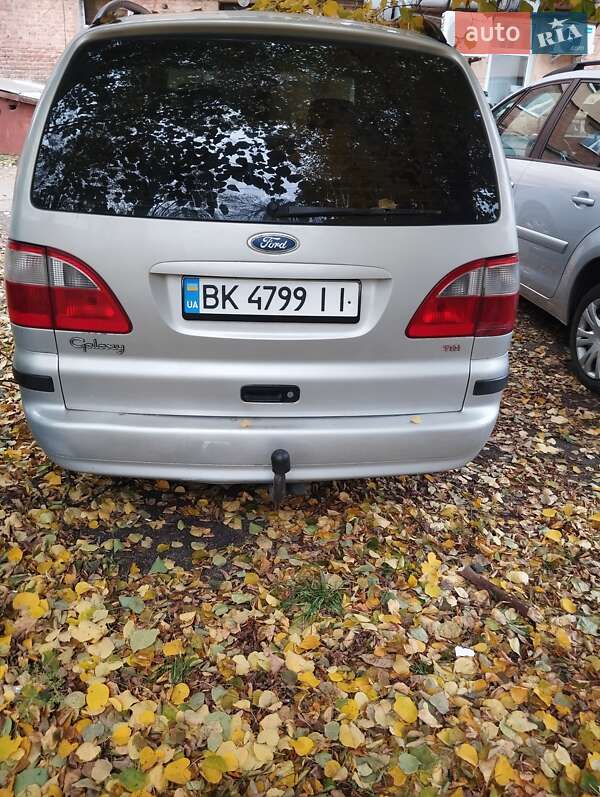 Минивэн Ford Galaxy 2001 в Дубно