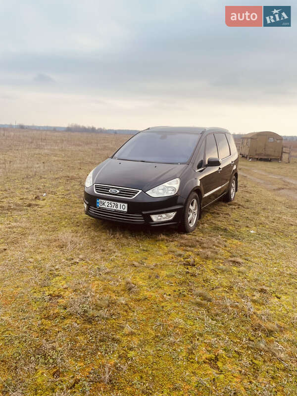 Ford Galaxy 2012