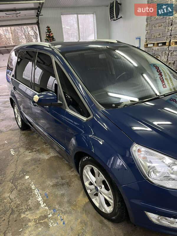 Мінівен Ford Galaxy 2013 в Чернівцях