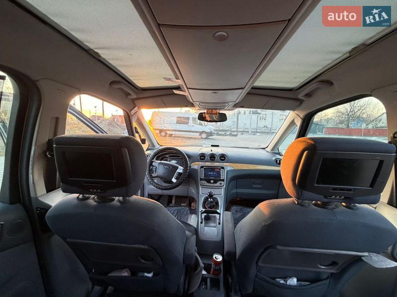 Минивэн Ford Galaxy 2008 в Черновцах