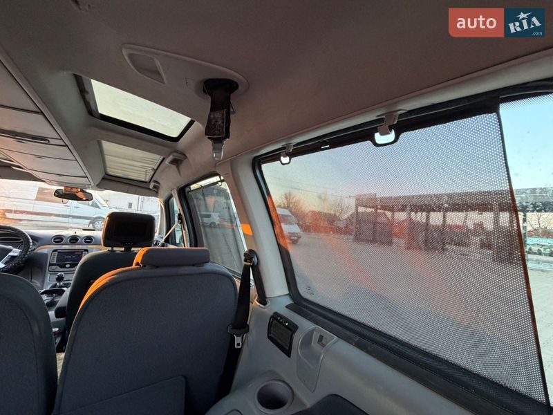 Минивэн Ford Galaxy 2008 в Черновцах