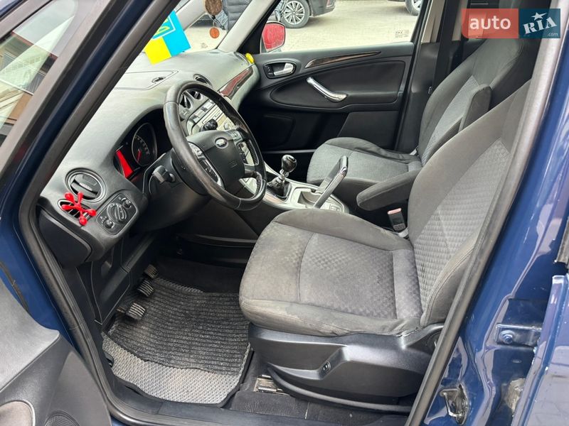 Мінівен Ford Galaxy 2008 в Володимирі