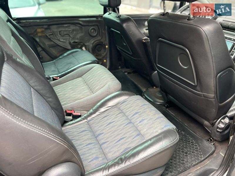 Мінівен Ford Galaxy 2002 в Києві