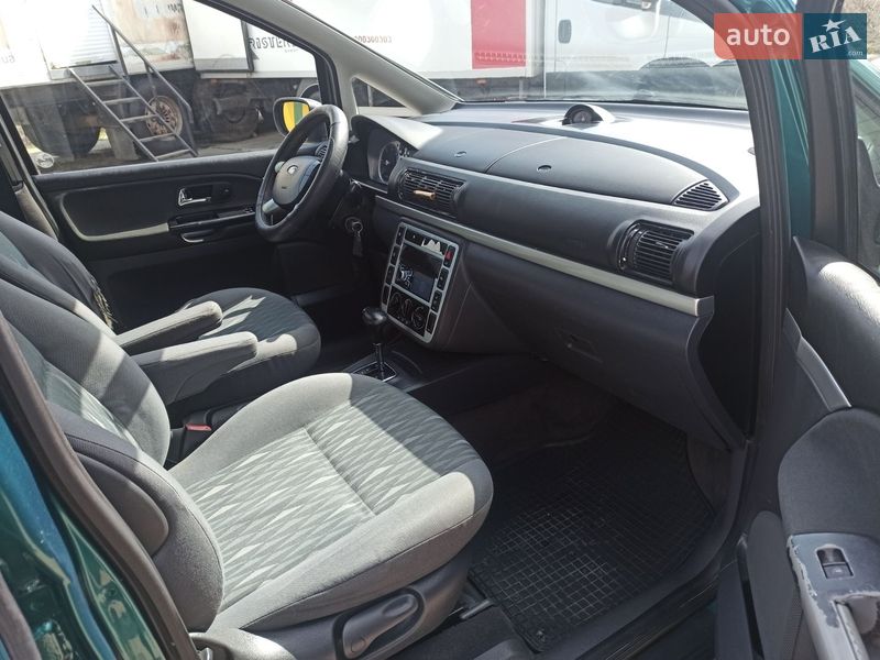 Минивэн Ford Galaxy 2001 в Стрые