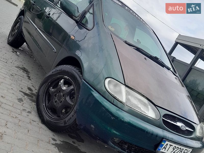 Минивэн Ford Galaxy 1999 в Долине