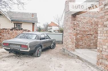 Седан Ford Granada 1976 в  фото 2 Седан Ford Granada 1976 в