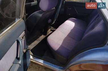 Седан Ford Granada 1979 в Семенівці