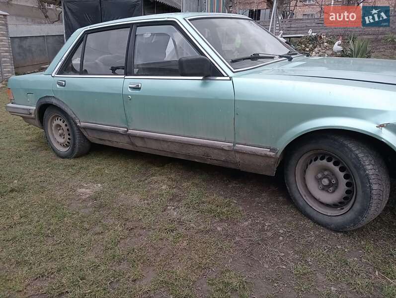 Седан Ford Granada 1982 в Черновцах