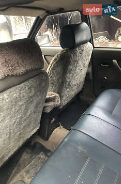 Седан Ford Granada 1983 в 
