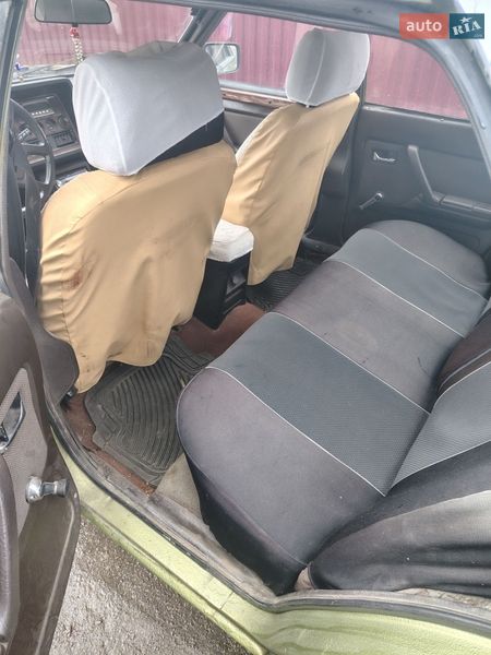 Седан Ford Granada 1982 в Каменец-Подольском