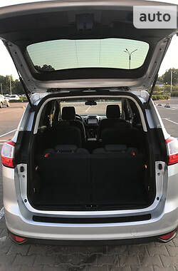 Минивэн Ford Grand C-Max 2016 в 