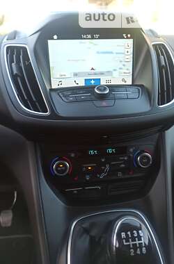 Минивэн Ford Grand C-Max 2016 в 