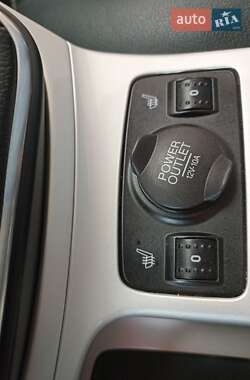 Минивэн Ford Grand C-Max 2011 в 