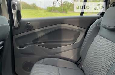 Минивэн Ford Grand C-Max 2011 в 