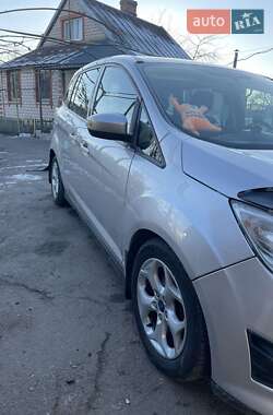 Минивэн Ford Grand C-Max 2012 в 