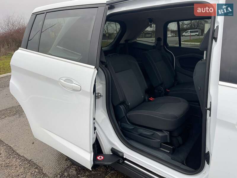 Минивэн Ford Grand C-Max 2012 в Ужгороде