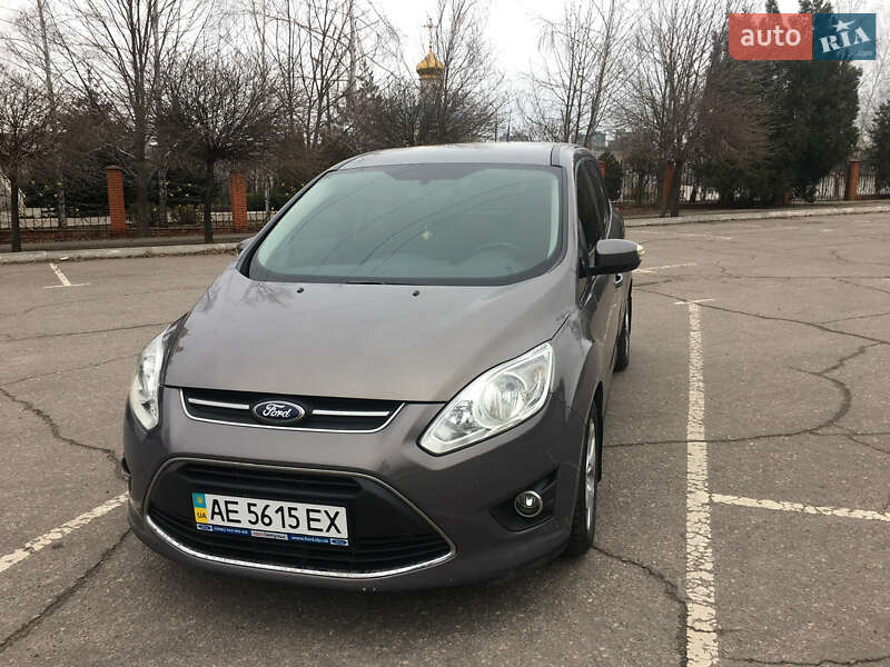 Минивэн Ford Grand C-Max 2012 в 