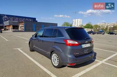 Минивэн Ford Grand C-Max 2013 в 