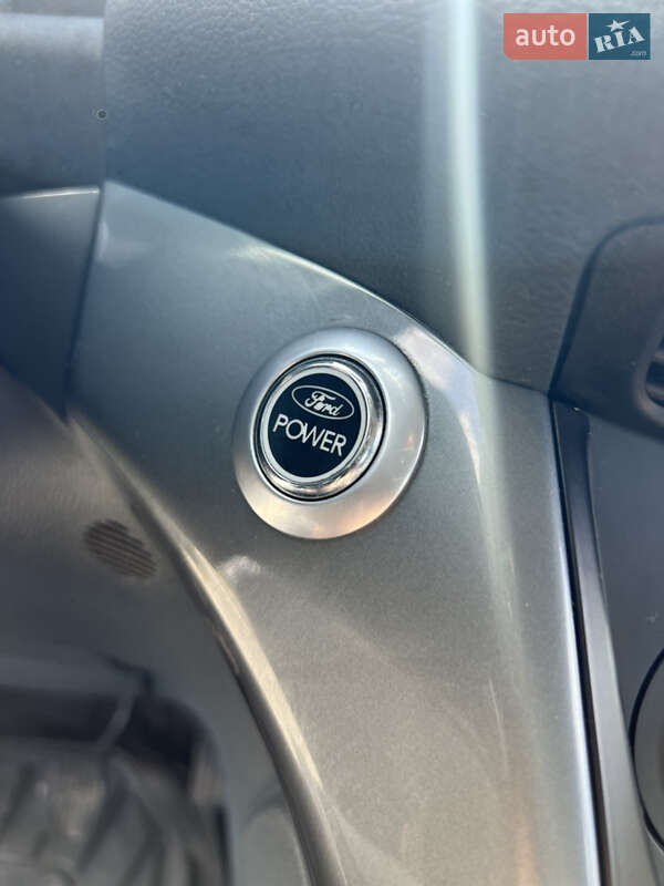 Мінівен Ford Grand C-Max 2013 в Стрию