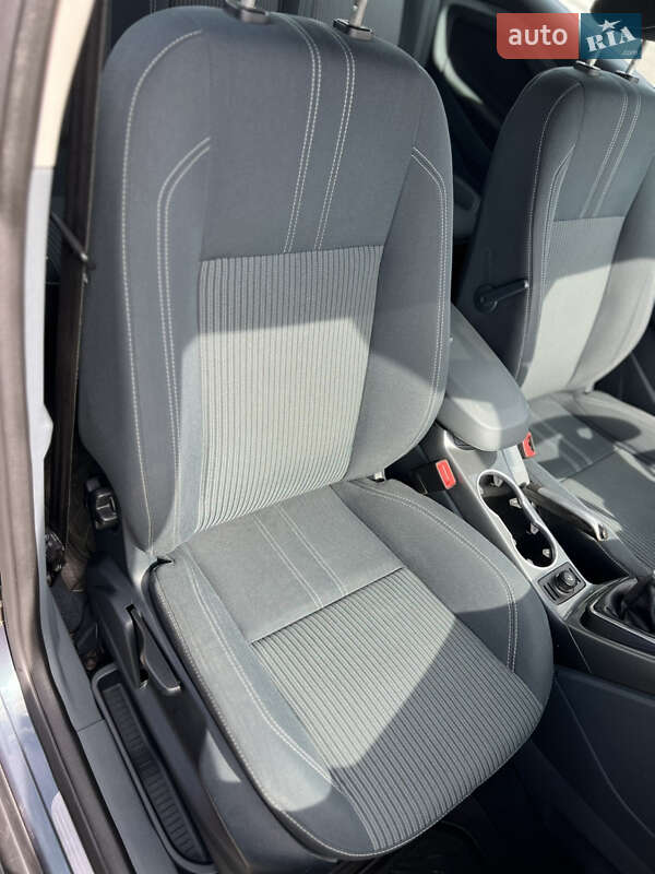 Мінівен Ford Grand C-Max 2013 в Стрию