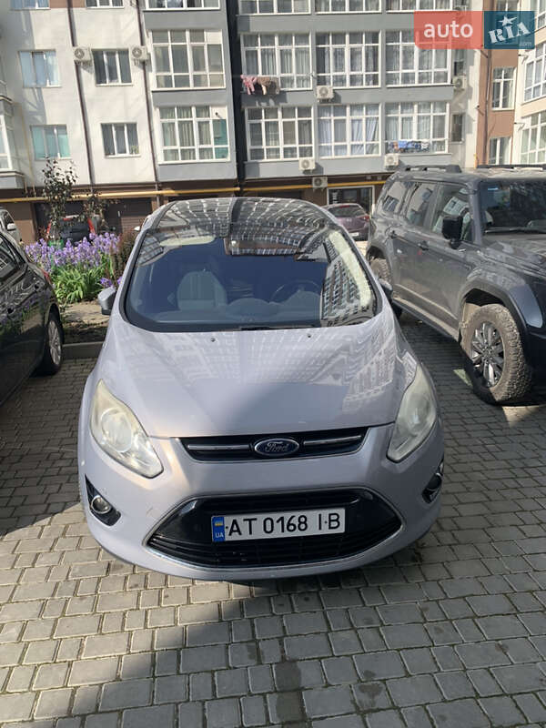 Минивэн Ford Grand C-Max 2010 в 