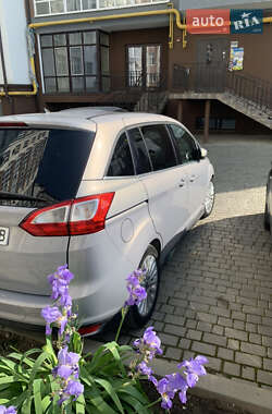 Минивэн Ford Grand C-Max 2010 в 