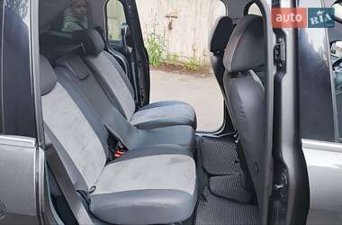 Мінівен Ford Grand C-Max 2015 в 