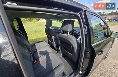 Минивэн Ford Grand C-Max 2011 в 