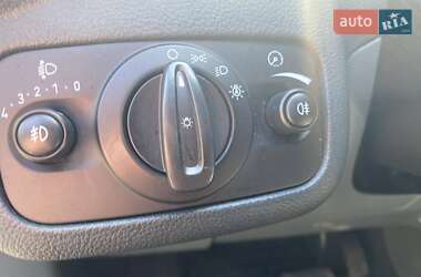 Мінівен Ford Grand C-Max 2011 в 