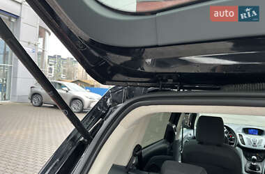 Минивэн Ford Grand C-Max 2012 в 