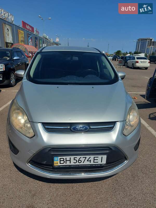 Ford Grand C-Max 2012
