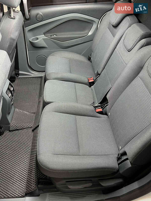 Минивэн Ford Grand C-Max 2012 в Ивано-Франковске фото 8 Минивэн Ford Grand C-Max 2012 в Ивано-Франковске
