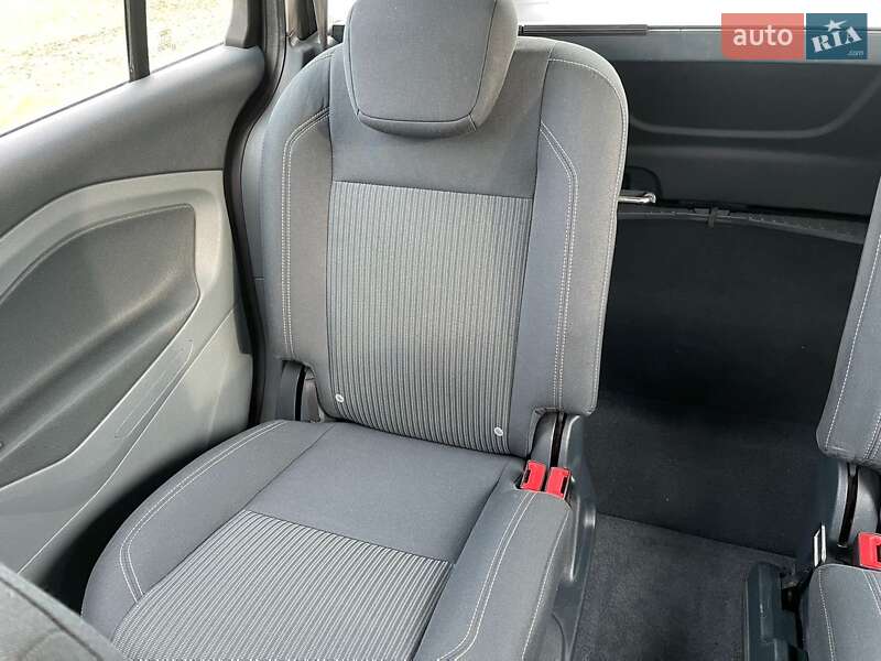 Минивэн Ford Grand C-Max 2011 в Богуславе фото 16 Минивэн Ford Grand C-Max 2011 в Богуславе