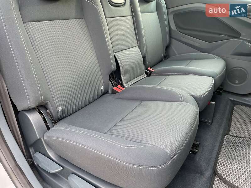 Минивэн Ford Grand C-Max 2011 в Богуславе фото 57 Минивэн Ford Grand C-Max 2011 в Богуславе