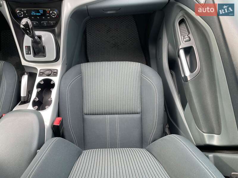 Минивэн Ford Grand C-Max 2011 в Богуславе фото 68 Минивэн Ford Grand C-Max 2011 в Богуславе