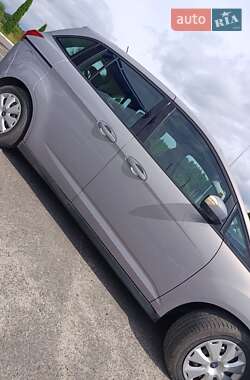 Минивэн Ford Grand C-Max 2011 в 