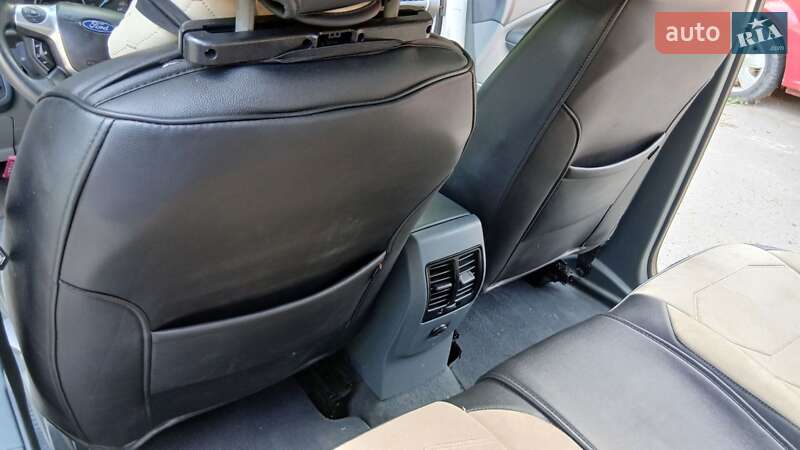 Минивэн Ford Grand C-Max 2011 в Тернополе
